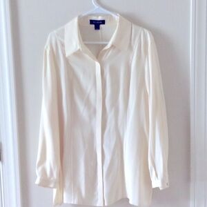 Lovely St. John dress shirt